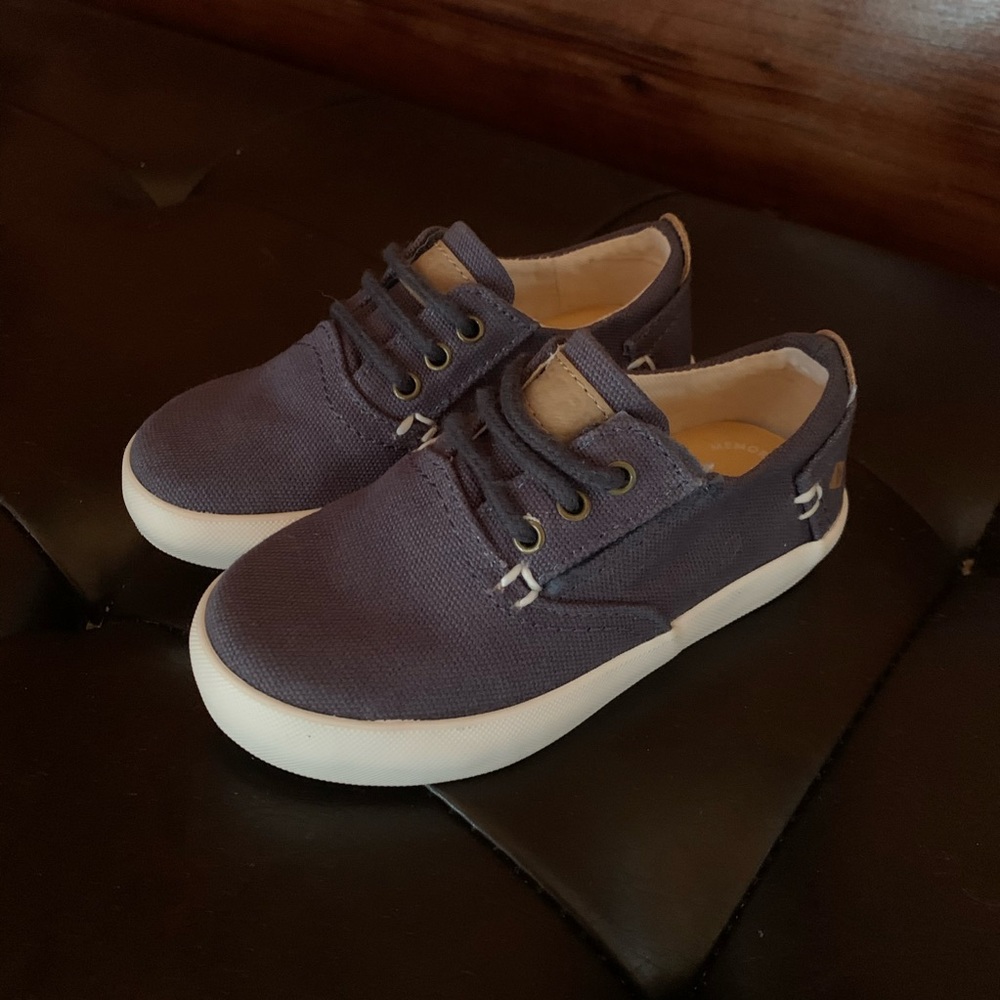 Toddler Navy Sperry’s